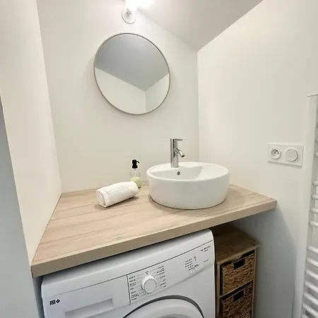 Apartmán L'escale Paisible - Terrasse - Clim - Parking *